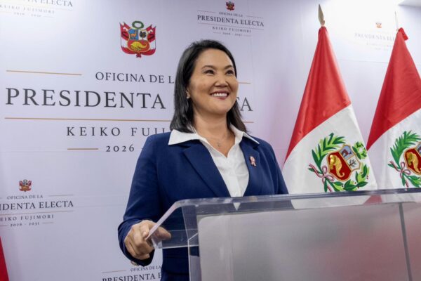 Filha de Ex-Ditador, Keiko Fujimori é Eleita Presidente do Peru em Disputa com Diferença de Menos de 50 Mil Votos